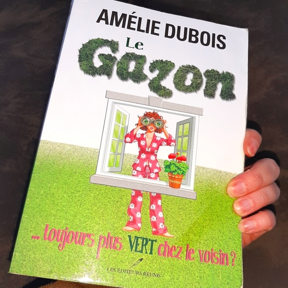 🆓️Add-On🆓️ French Book - Picture 2 of 5